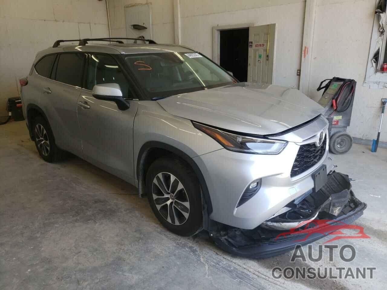 TOYOTA HIGHLANDER 2021 - 5TDGZRBH2MS527150