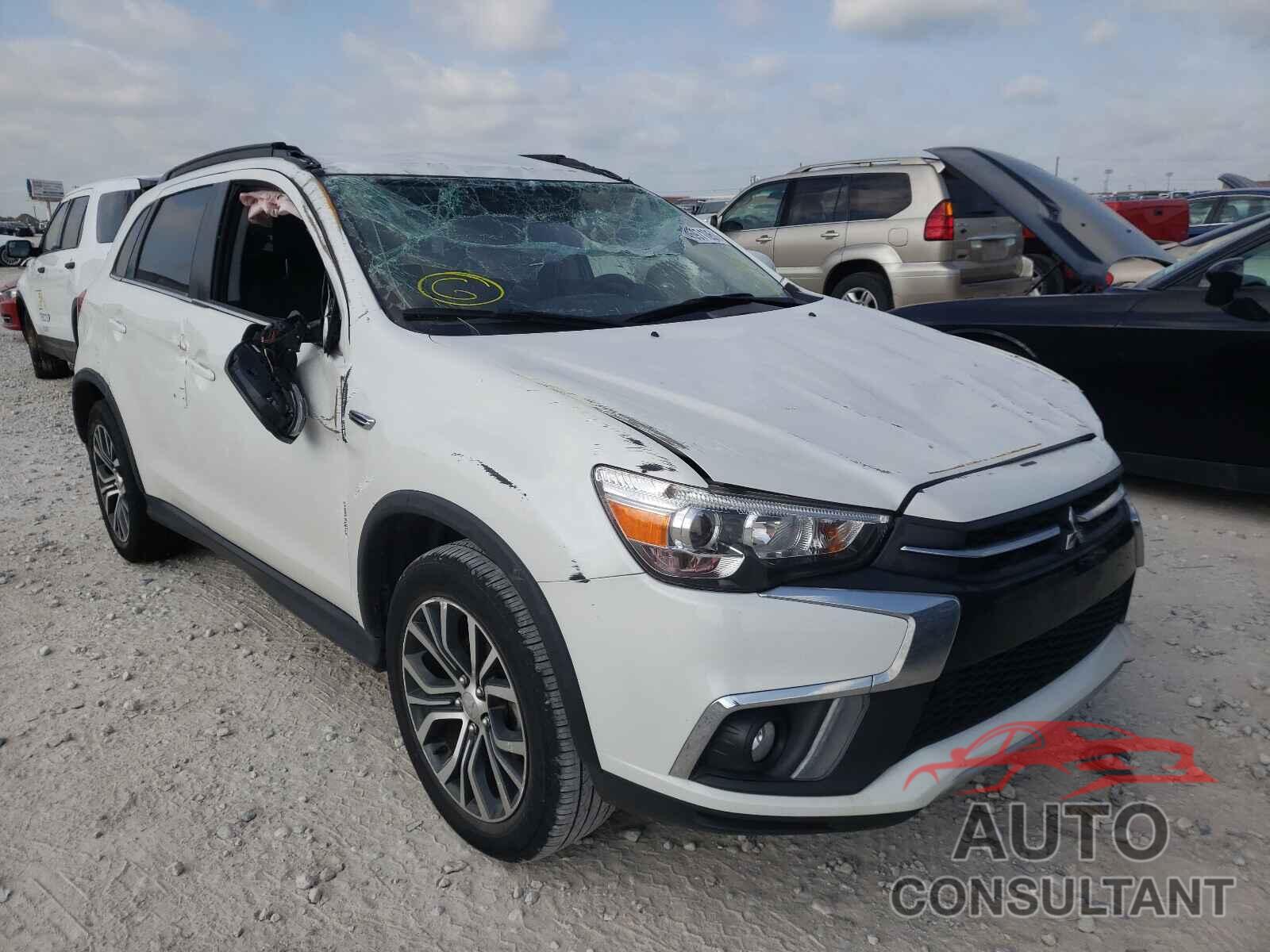 MITSUBISHI OUTLANDER 2018 - JA4AP4AW4JU025157