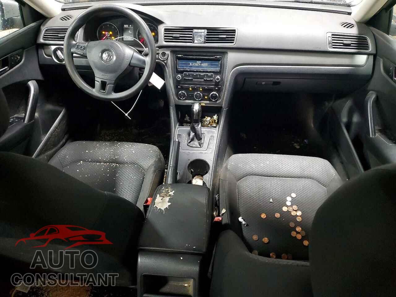 VOLKSWAGEN PASSAT 2012 - 1VWAP7A33CC068715