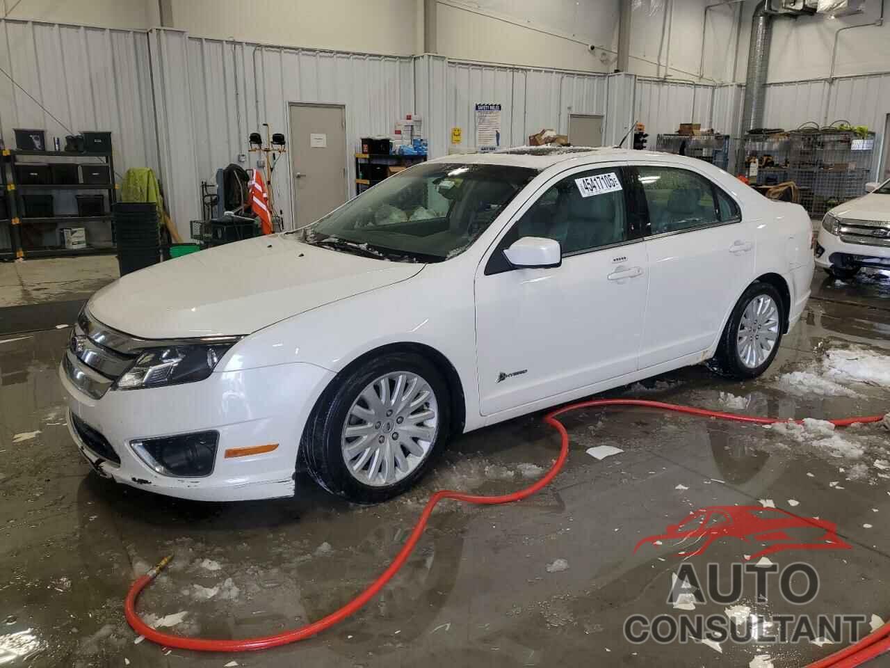 FORD FUSION 2010 - 3FADP0L33AR256918