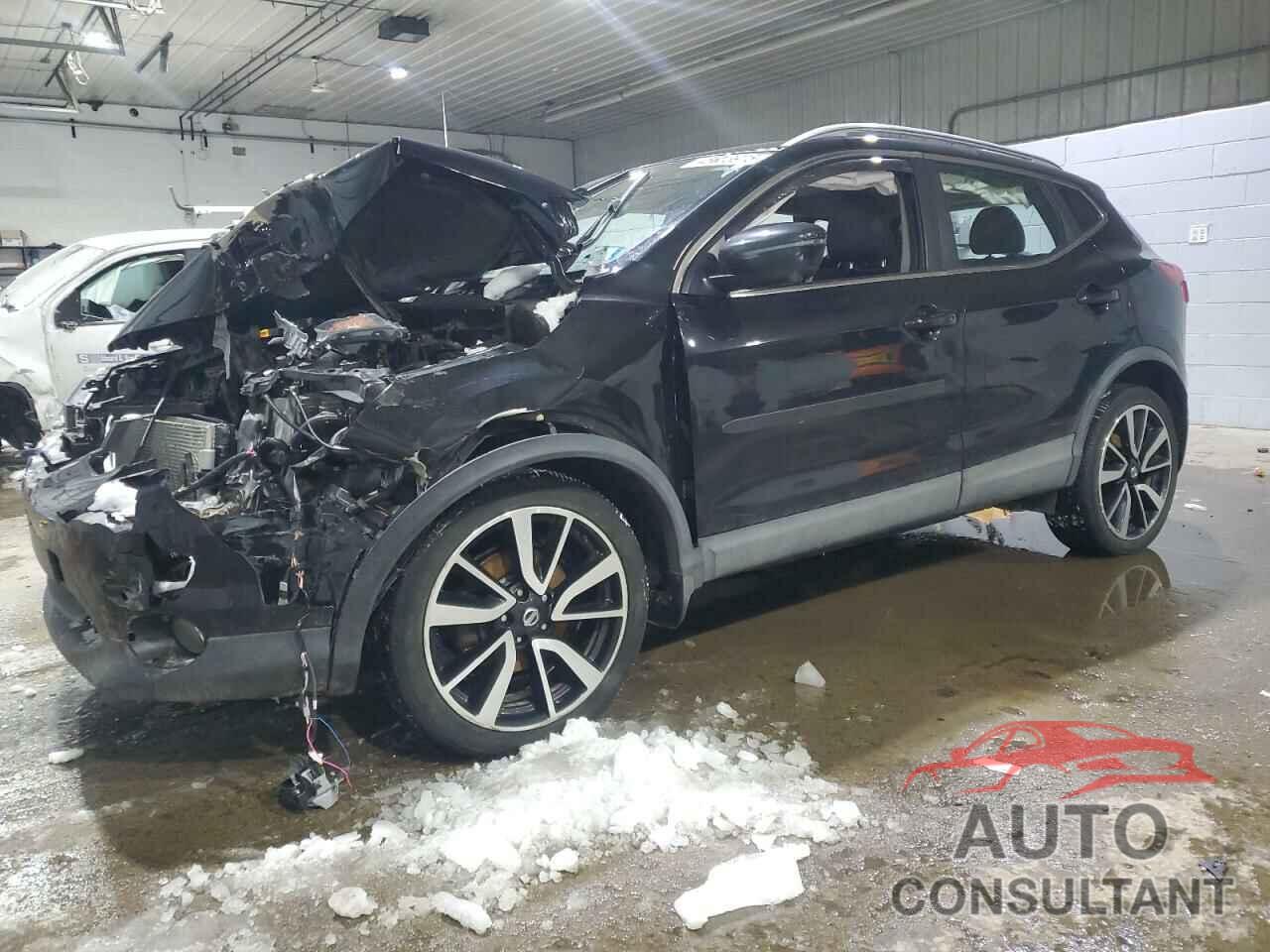 NISSAN ROGUE 2017 - JN1BJ1CR2HW122750