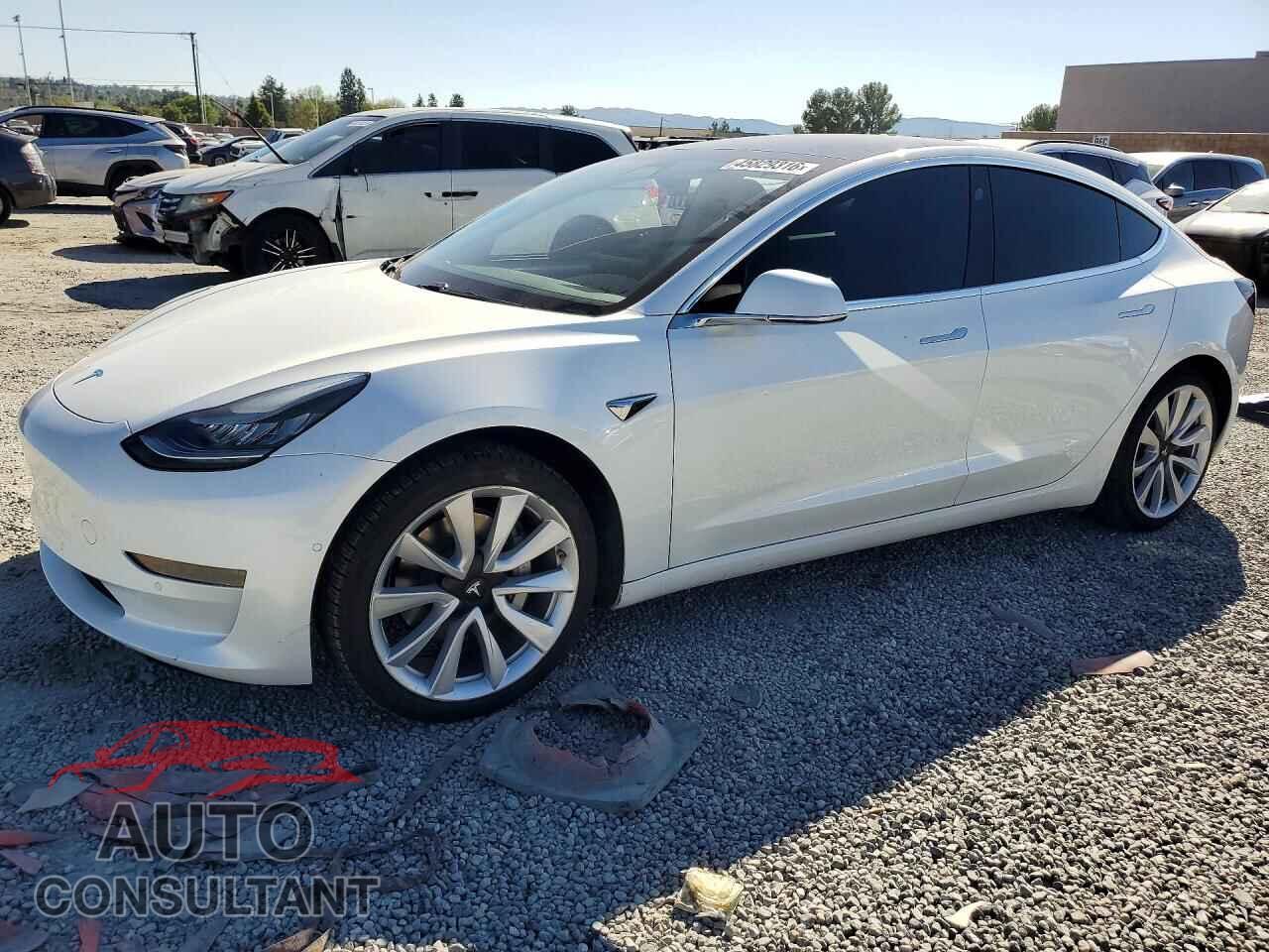 TESLA MODEL 3 2020 - 5YJ3E1EA0LF806593