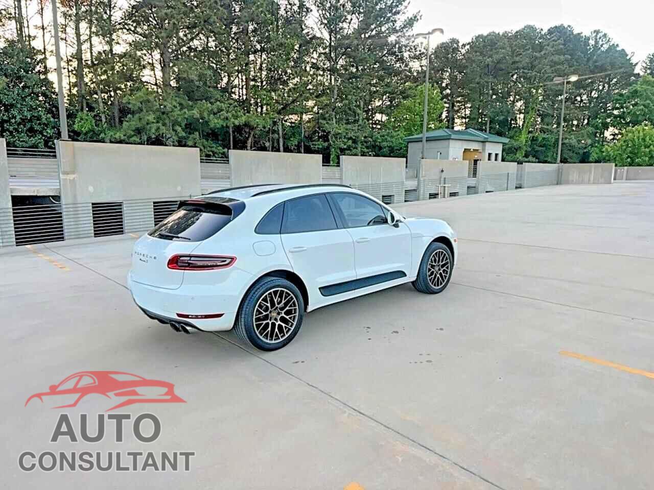 PORSCHE MACAN 2015 - WP1AB2A54FLB65950