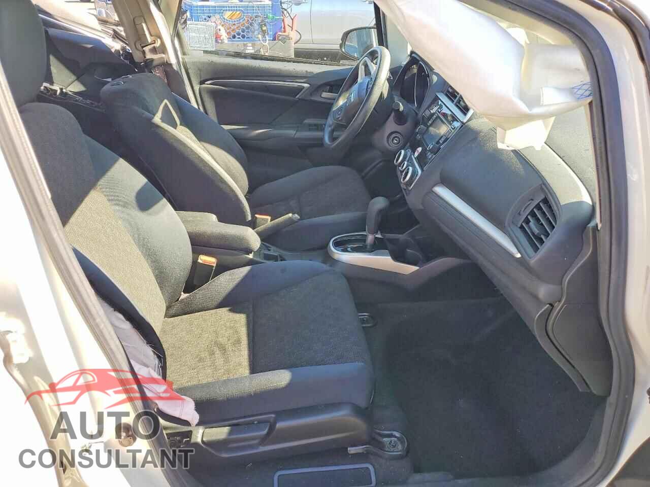 HONDA FIT 2017 - JHMGK5H52HS014888