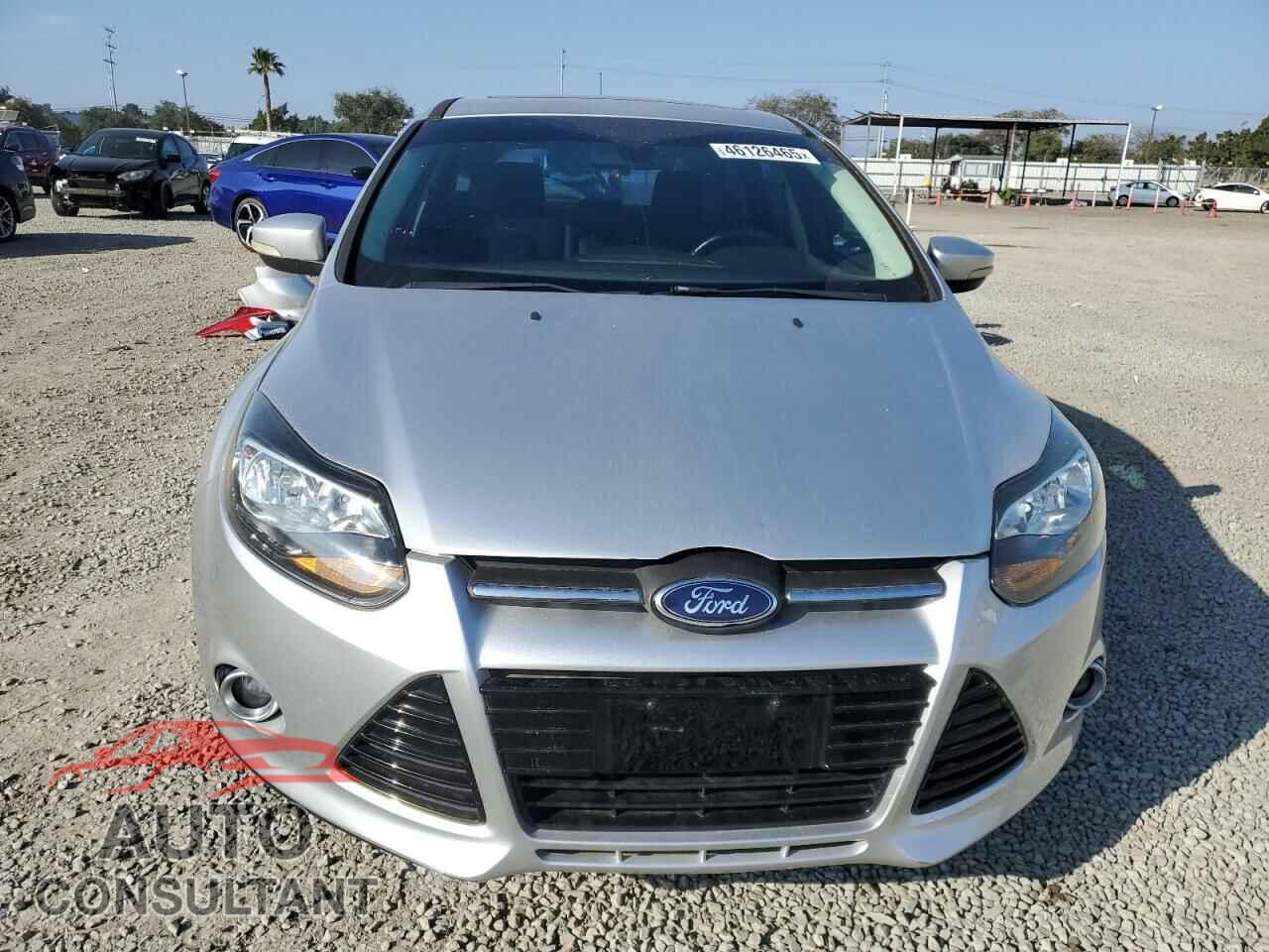 FORD FOCUS 2012 - 1FAHP3N22CL189575