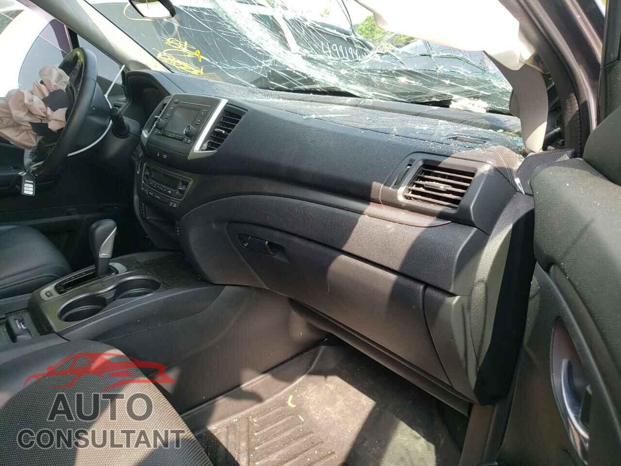 HONDA RIDGELINE 2017 - 5FPYK3F58HB036637