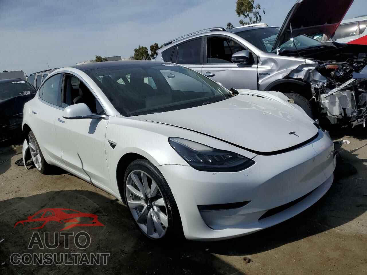 TESLA MODEL 3 2018 - 5YJ3E1EA1JF011226