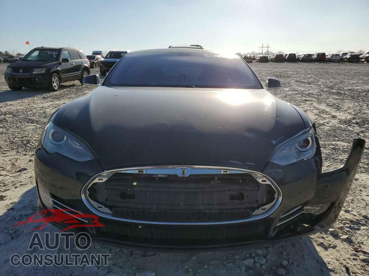 TESLA MODEL S 2014 - 5YJSA1H15EFP29340