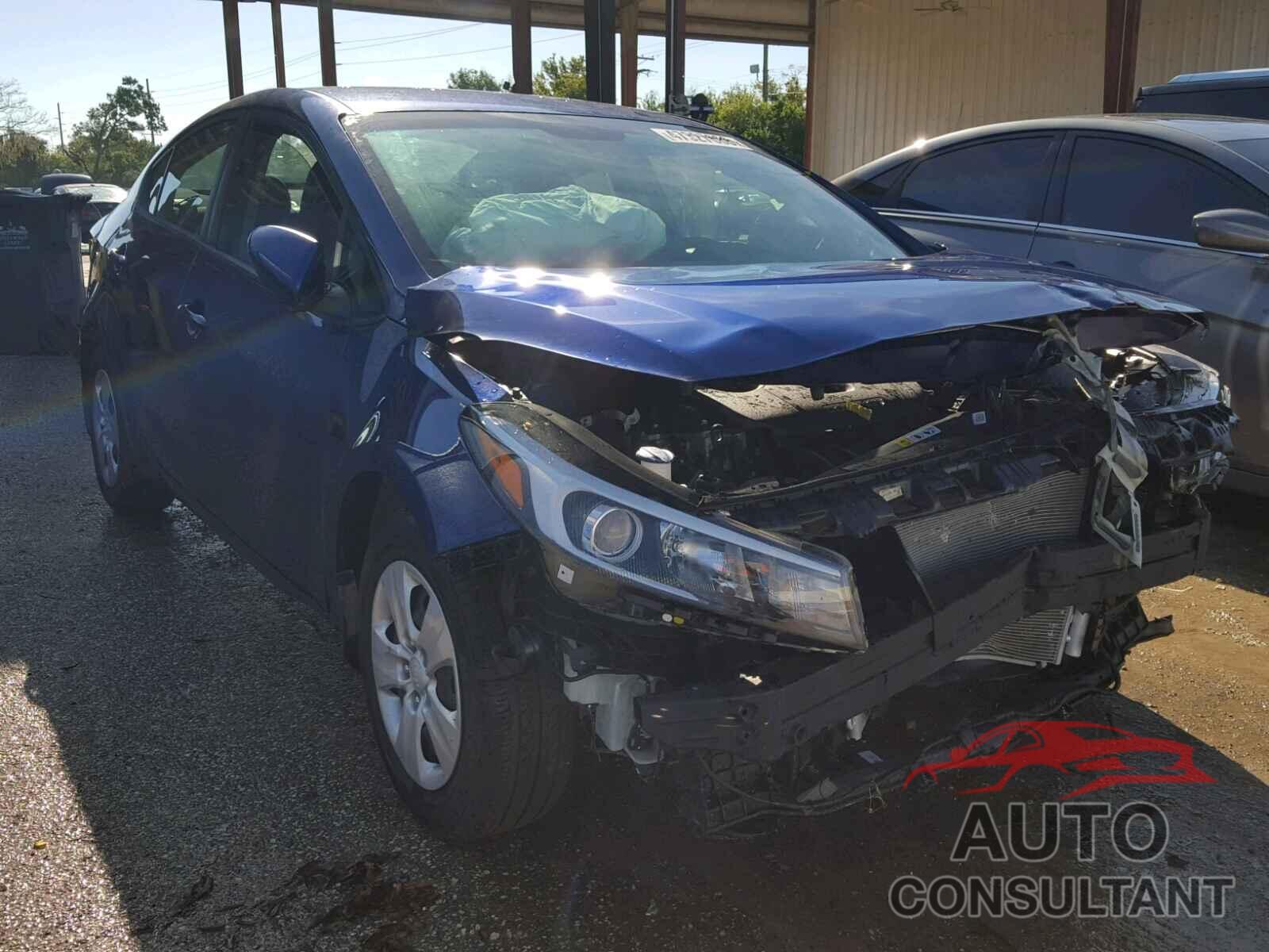 KIA FORTE 2018 - 3KPFK4A71JE197552