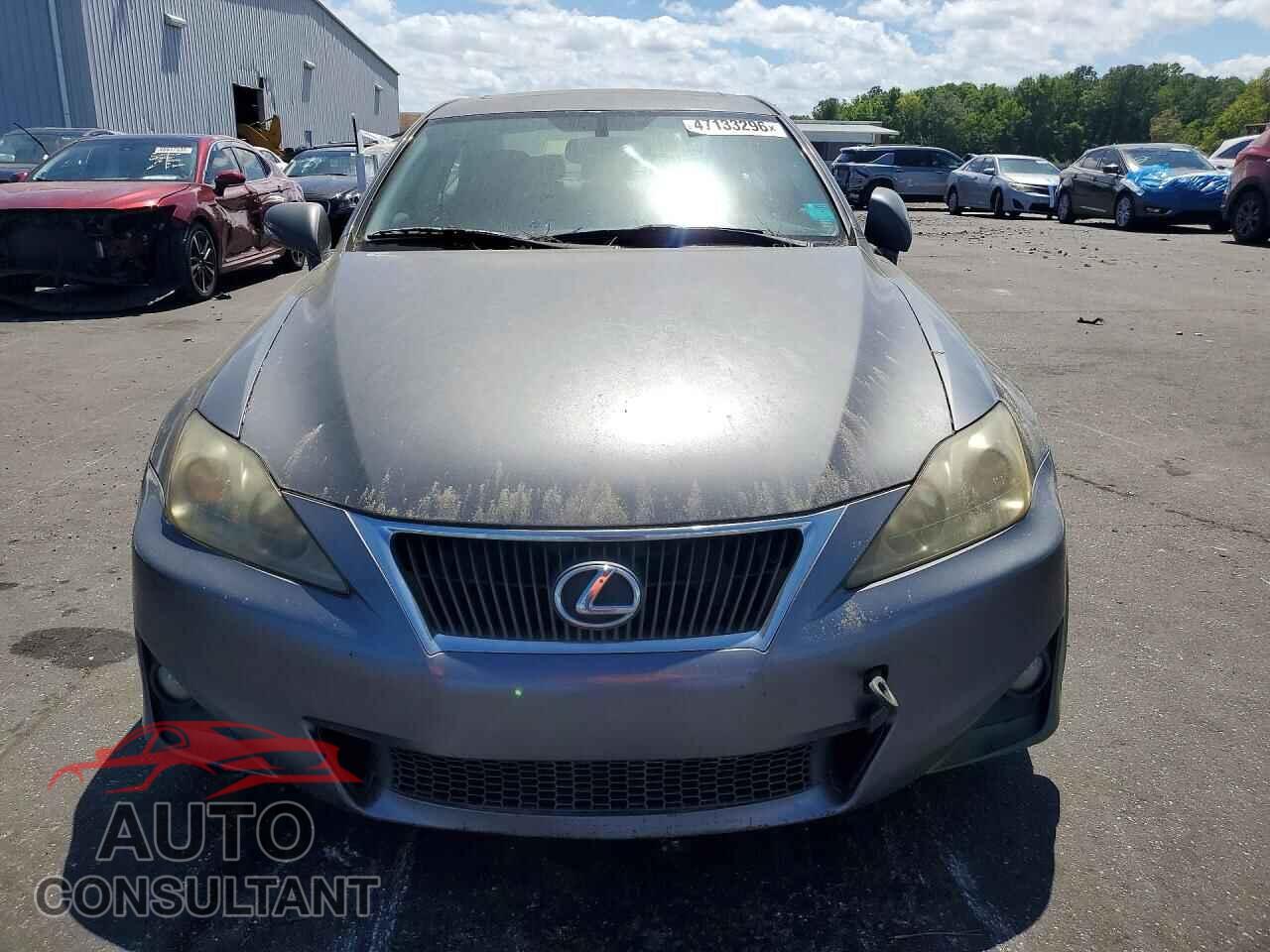 LEXUS IS 2012 - JTHBF5C25C5178445