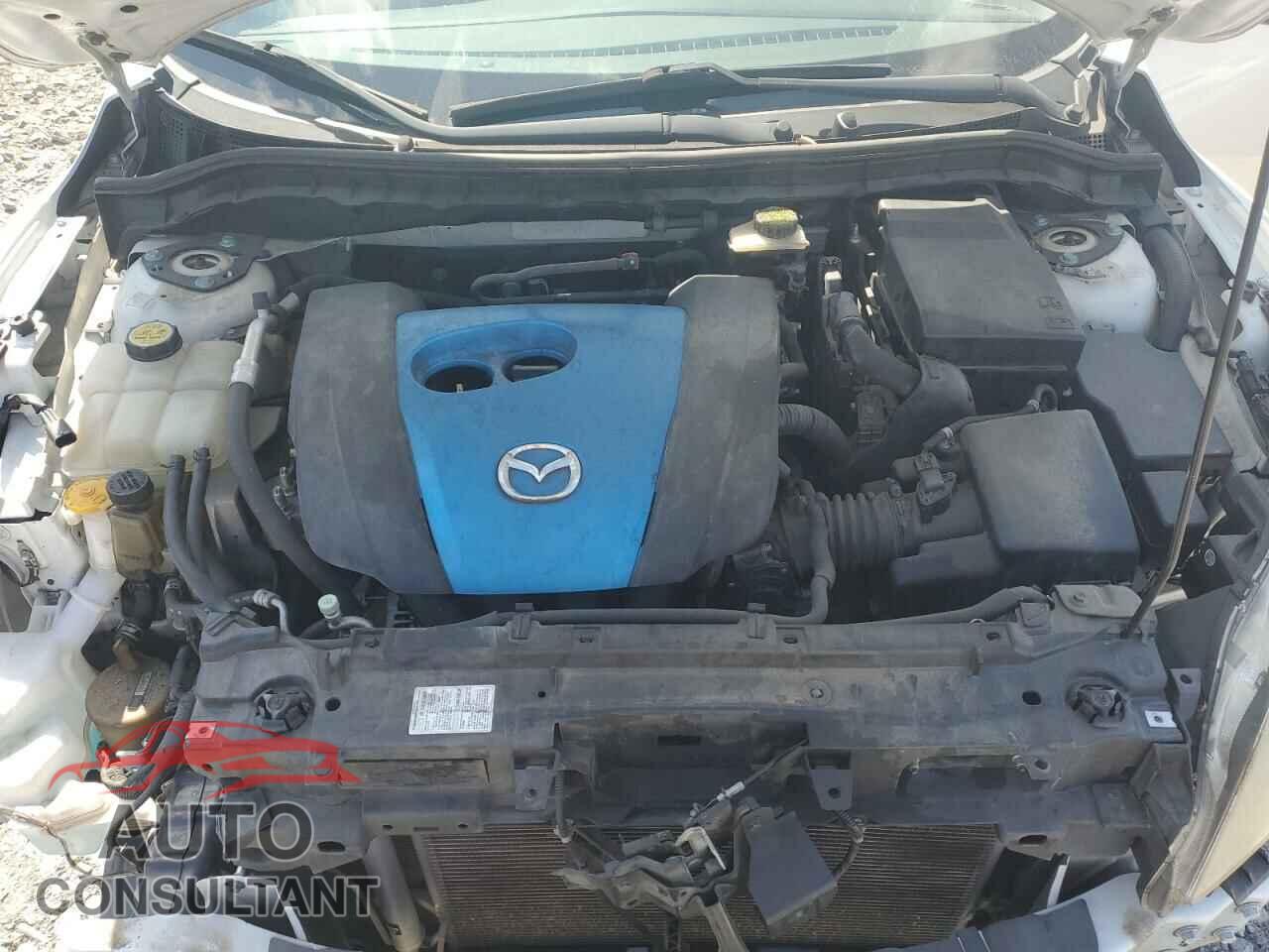 MAZDA 3 2012 - JM1BL1V77C1595584