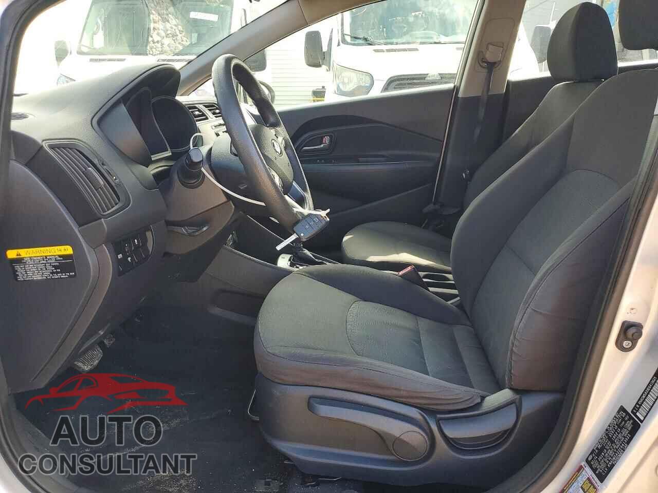 KIA RIO 2014 - KNADM5A33E6413625