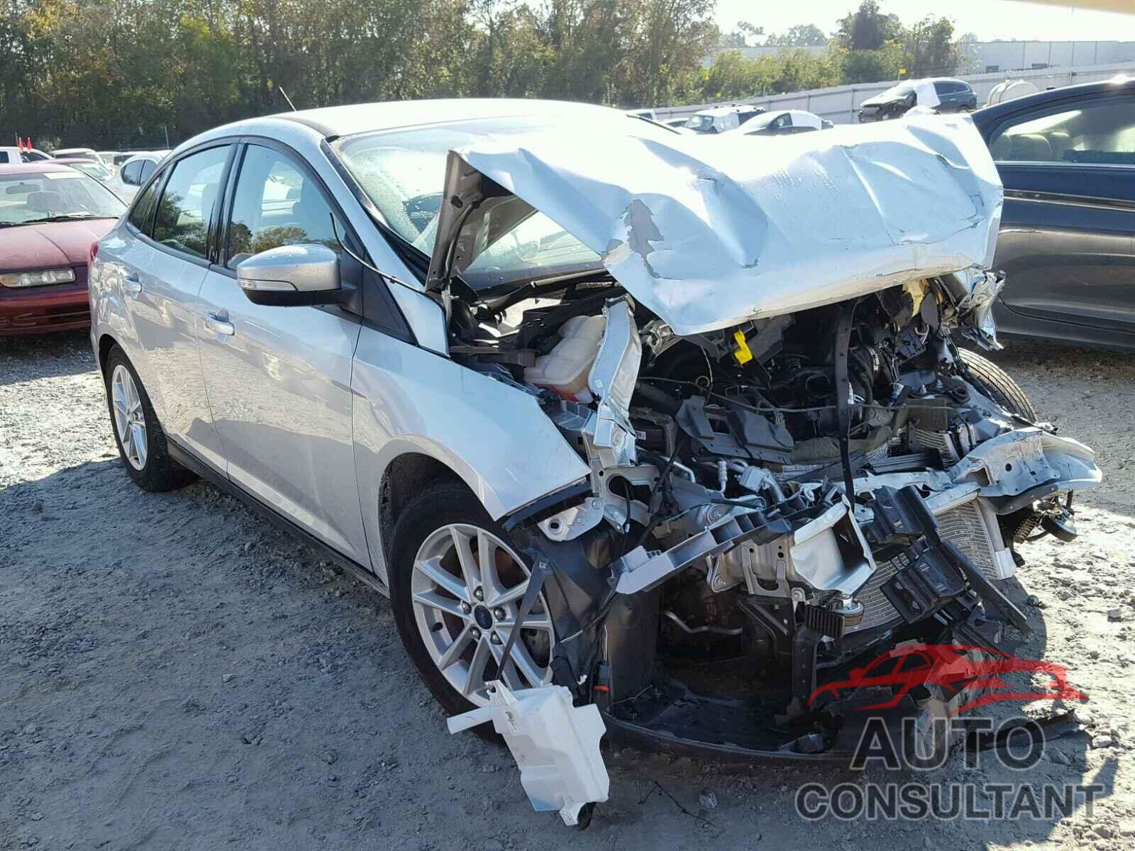 FORD FOCUS 2015 - 1FADP3F26FL384192