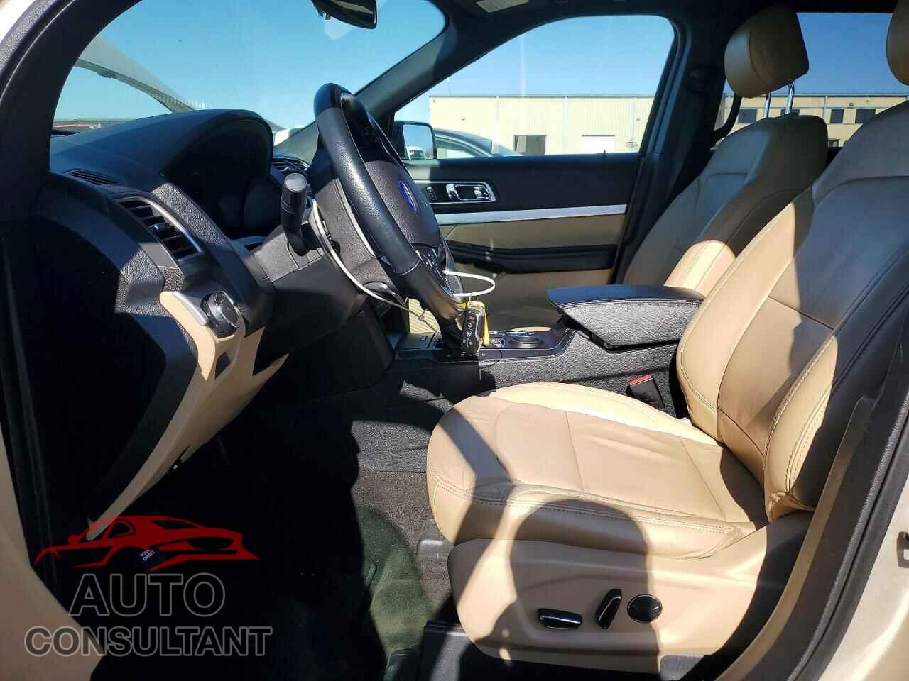 FORD EXPLORER 2017 - 1FM5K7D82HGD02848