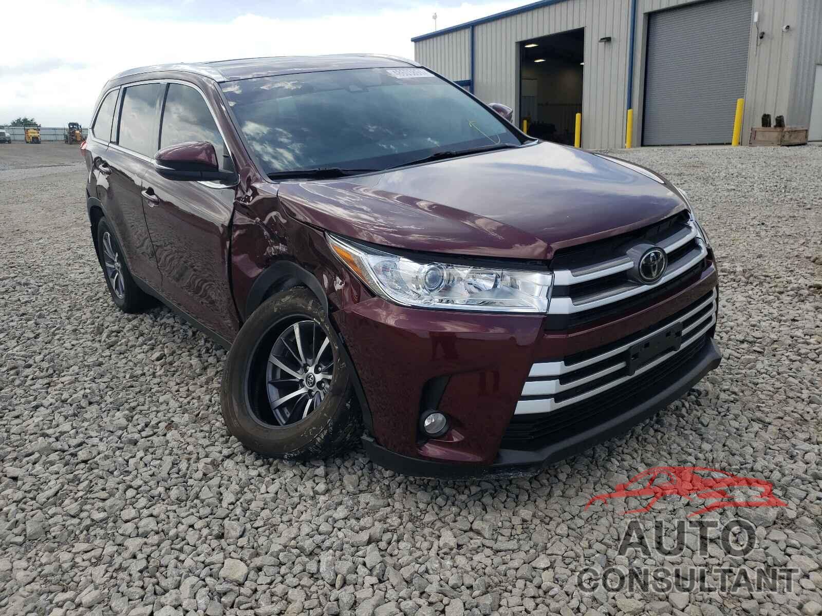 TOYOTA HIGHLANDER 2019 - 5TDJZRFH5KS970289