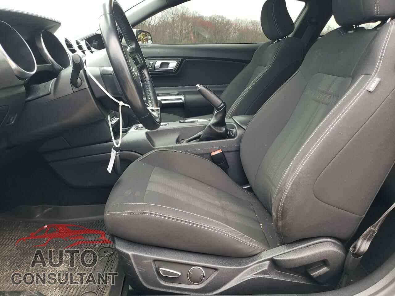 FORD MUSTANG 2019 - 1FA6P8CF6K5121986