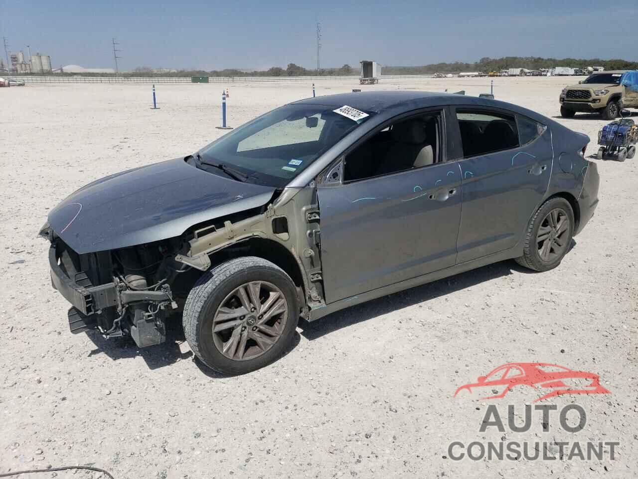 HYUNDAI ELANTRA 2019 - KMHD84LF6KU768851