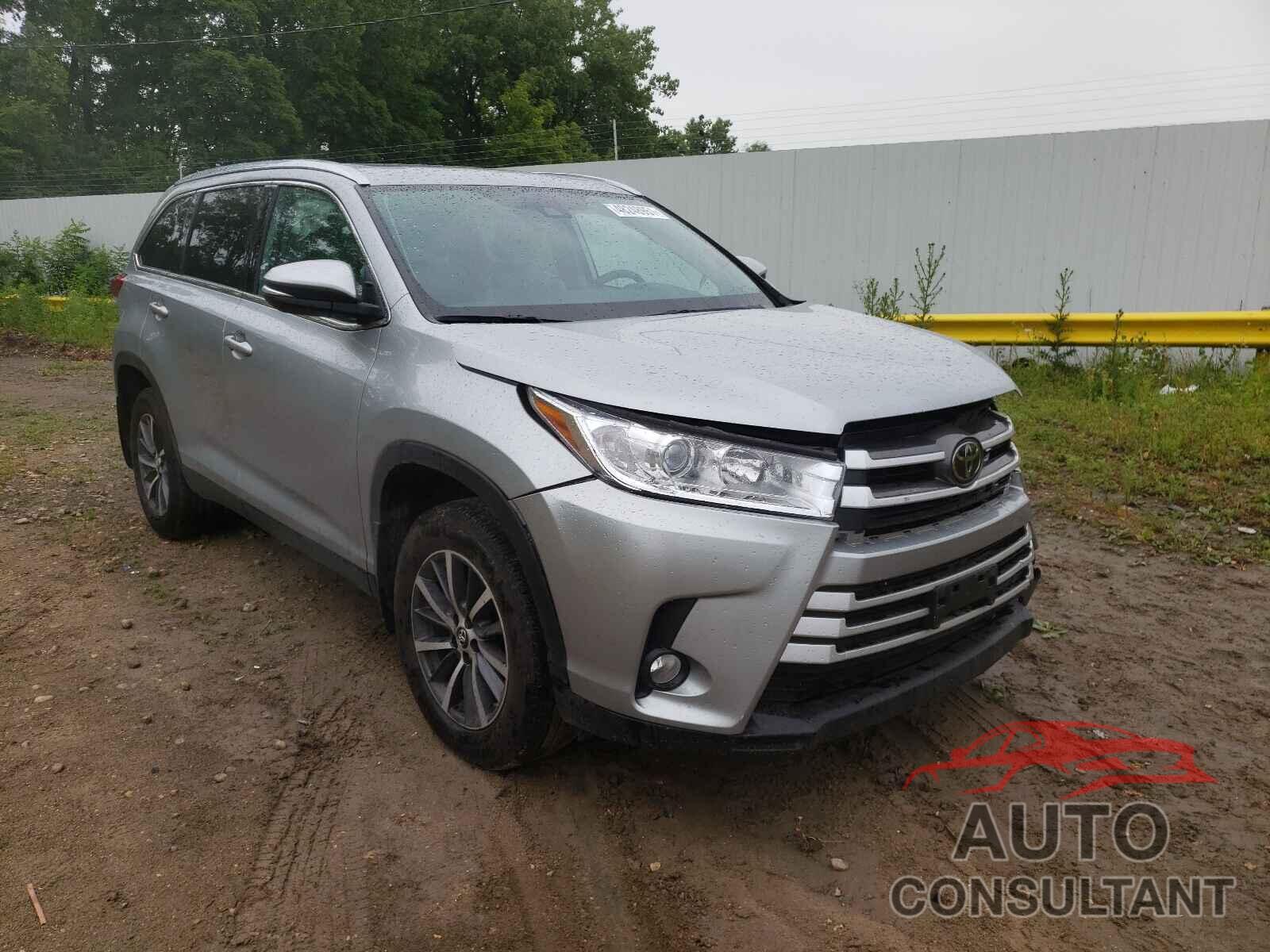 TOYOTA HIGHLANDER 2019 - 5TDJZRFH0KS917306