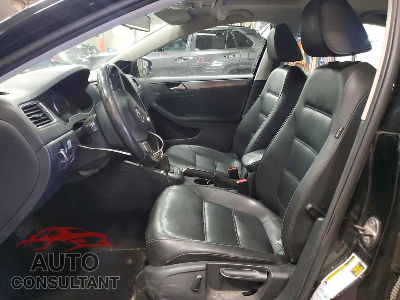 VOLKSWAGEN JETTA 2014 - 3VWLL7AJ7EM382128