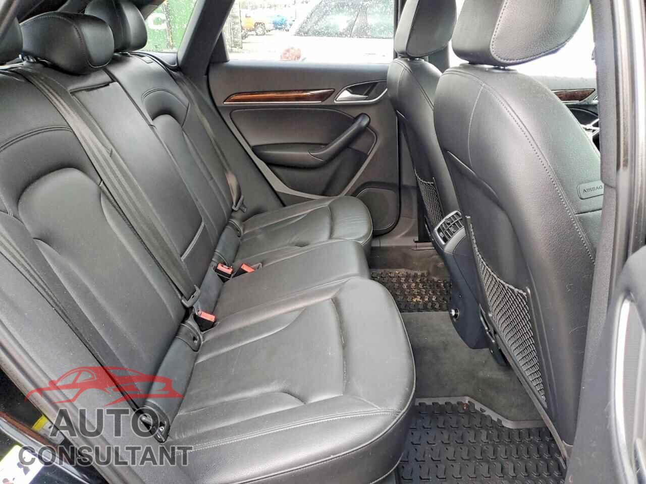 AUDI Q3 2016 - WA1EFCFS6GR013012