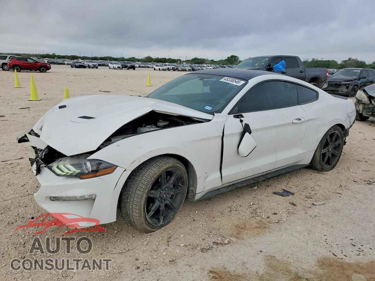 FORD MUSTANG 2018 - 1FA6P8TH5J5172203