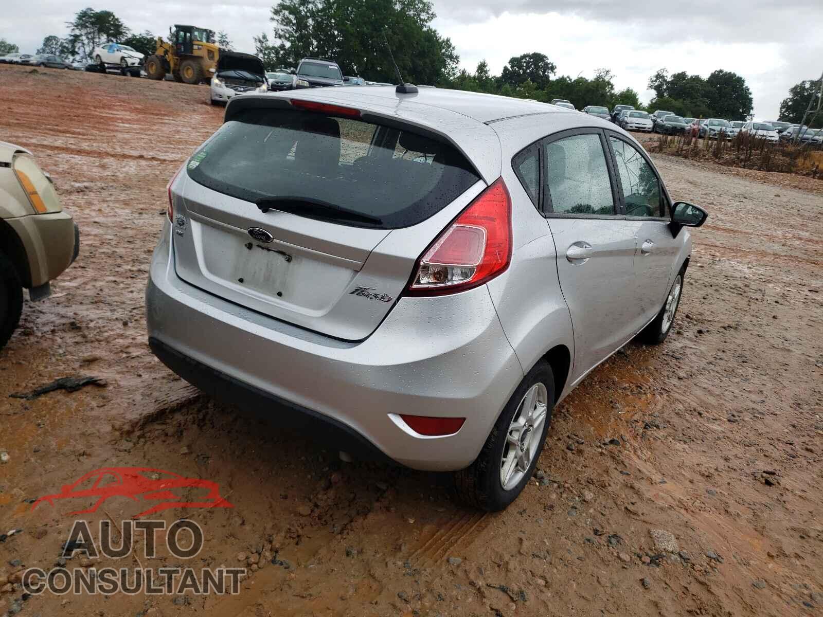 FORD FIESTA 2017 - 3FADP4EJ2HM153676