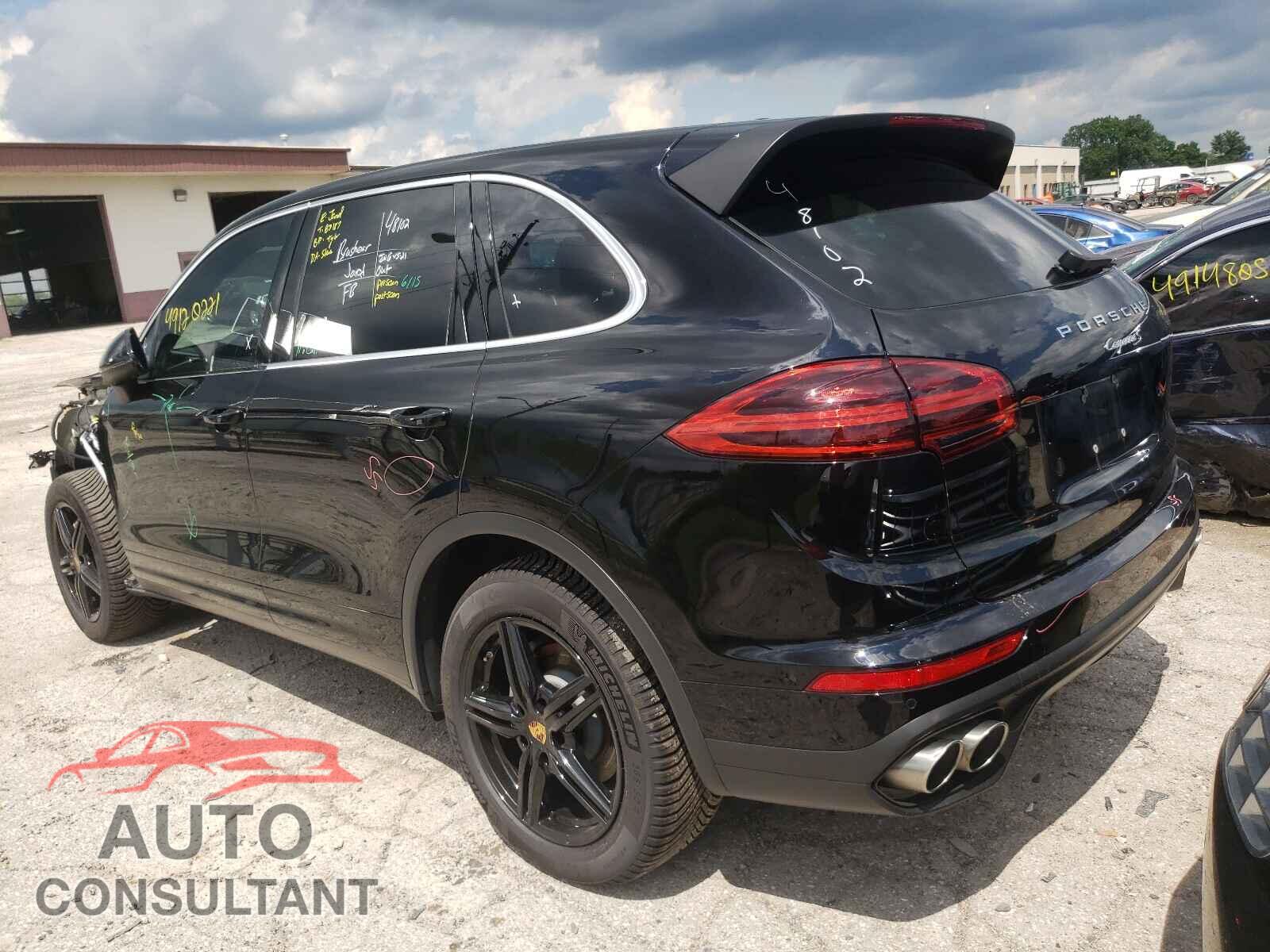 PORSCHE CAYENNE 2016 - WP1AB2A29GLA93859