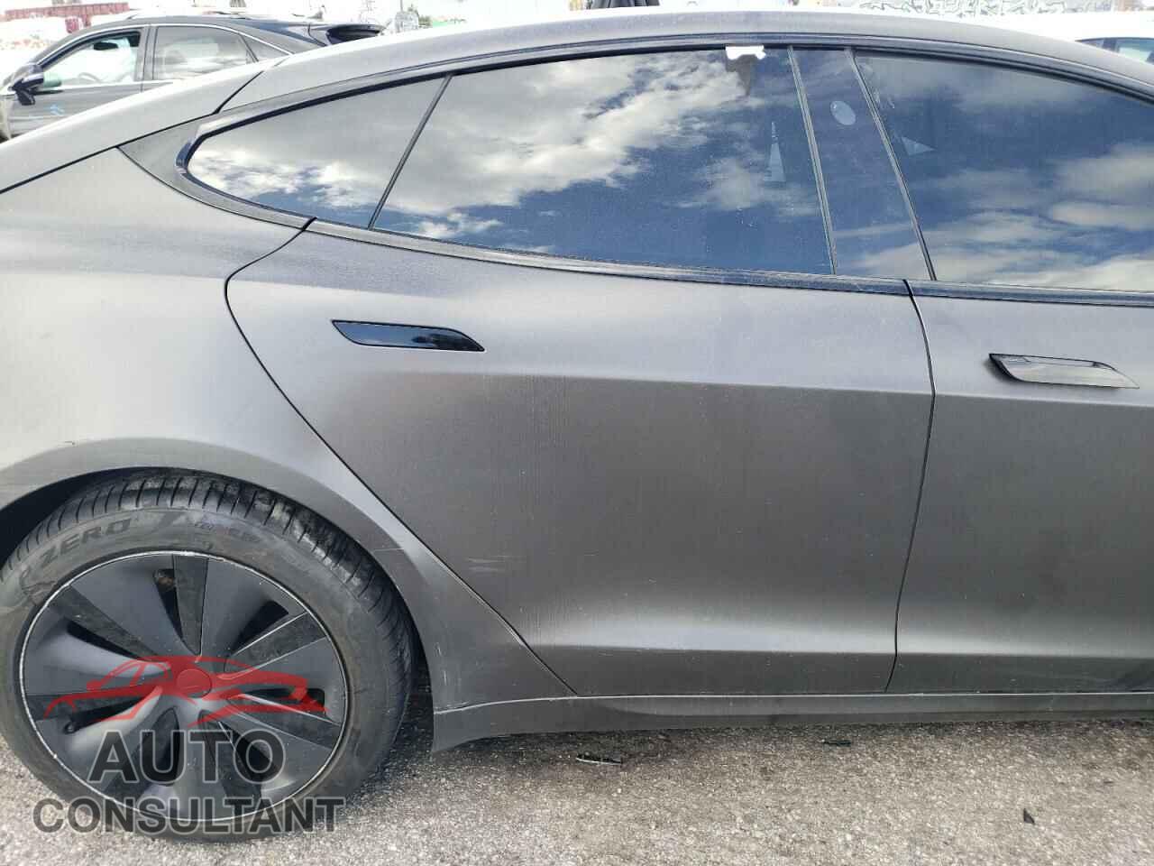 TESLA MODEL S 2021 - 5YJSA1E62MF455013
