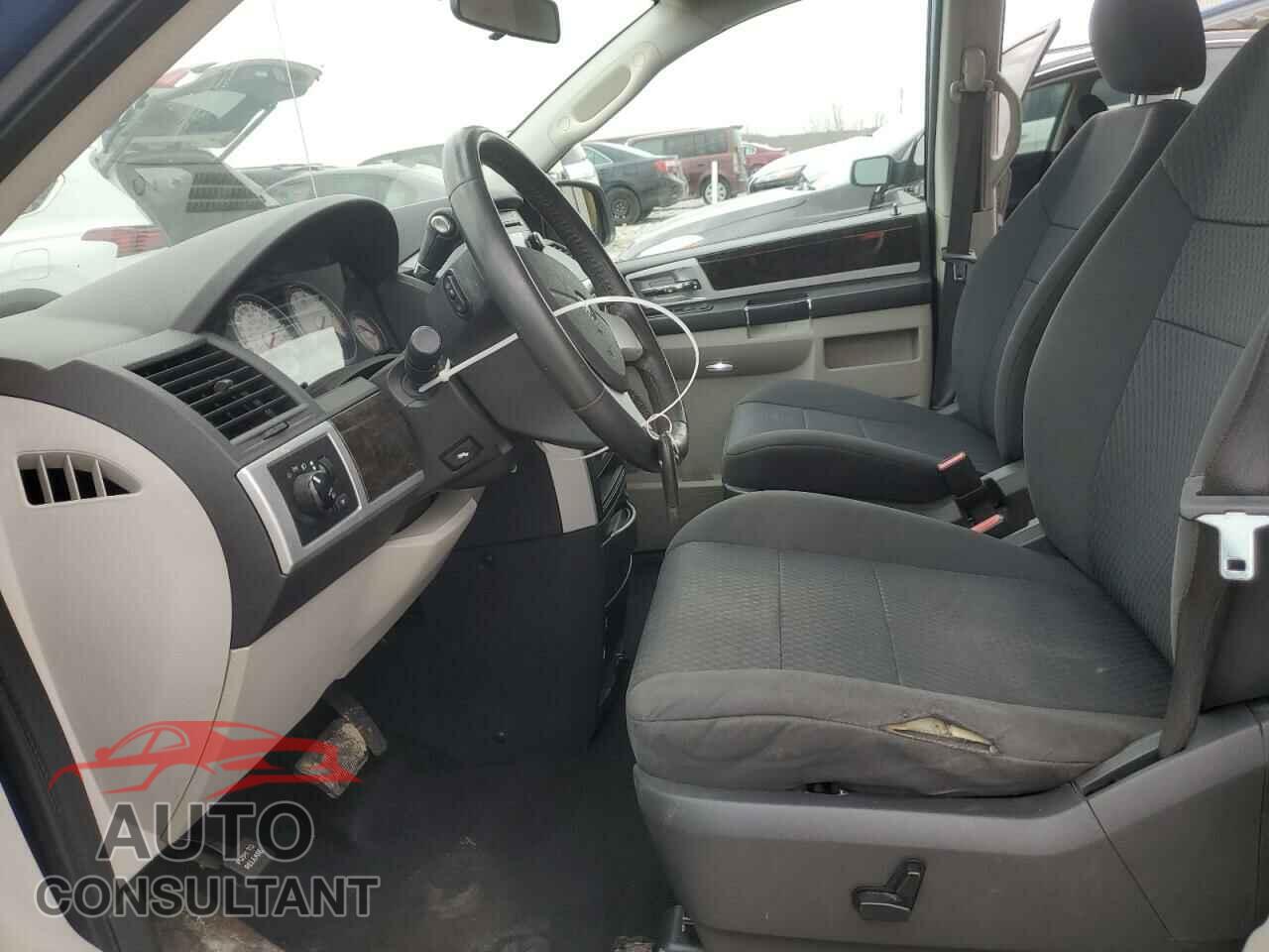 DODGE CARAVAN 2010 - 2D4RN5D13AR139347