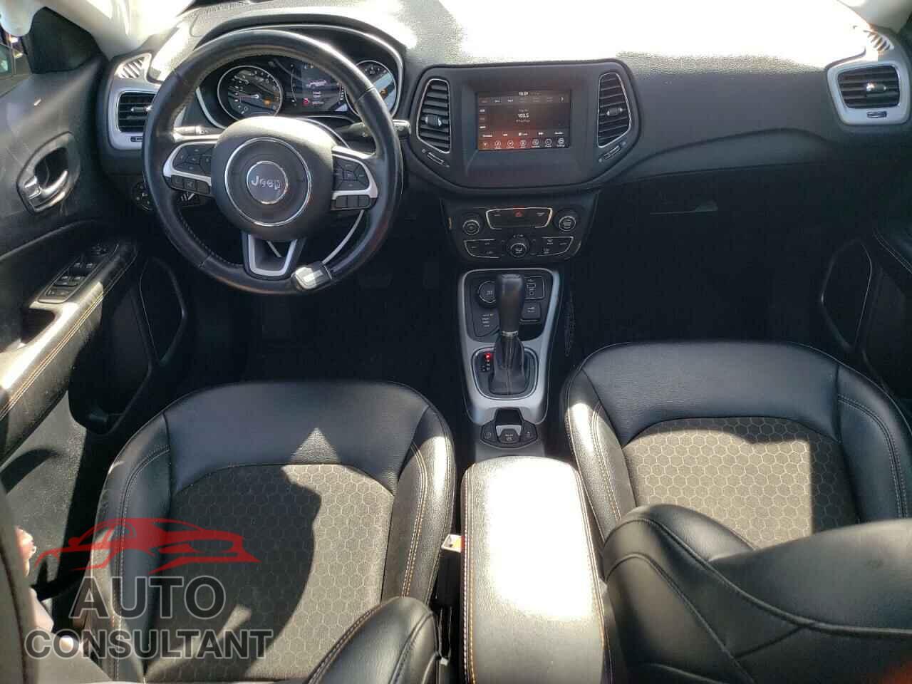 JEEP COMPASS 2020 - 3C4NJDBB1LT146830