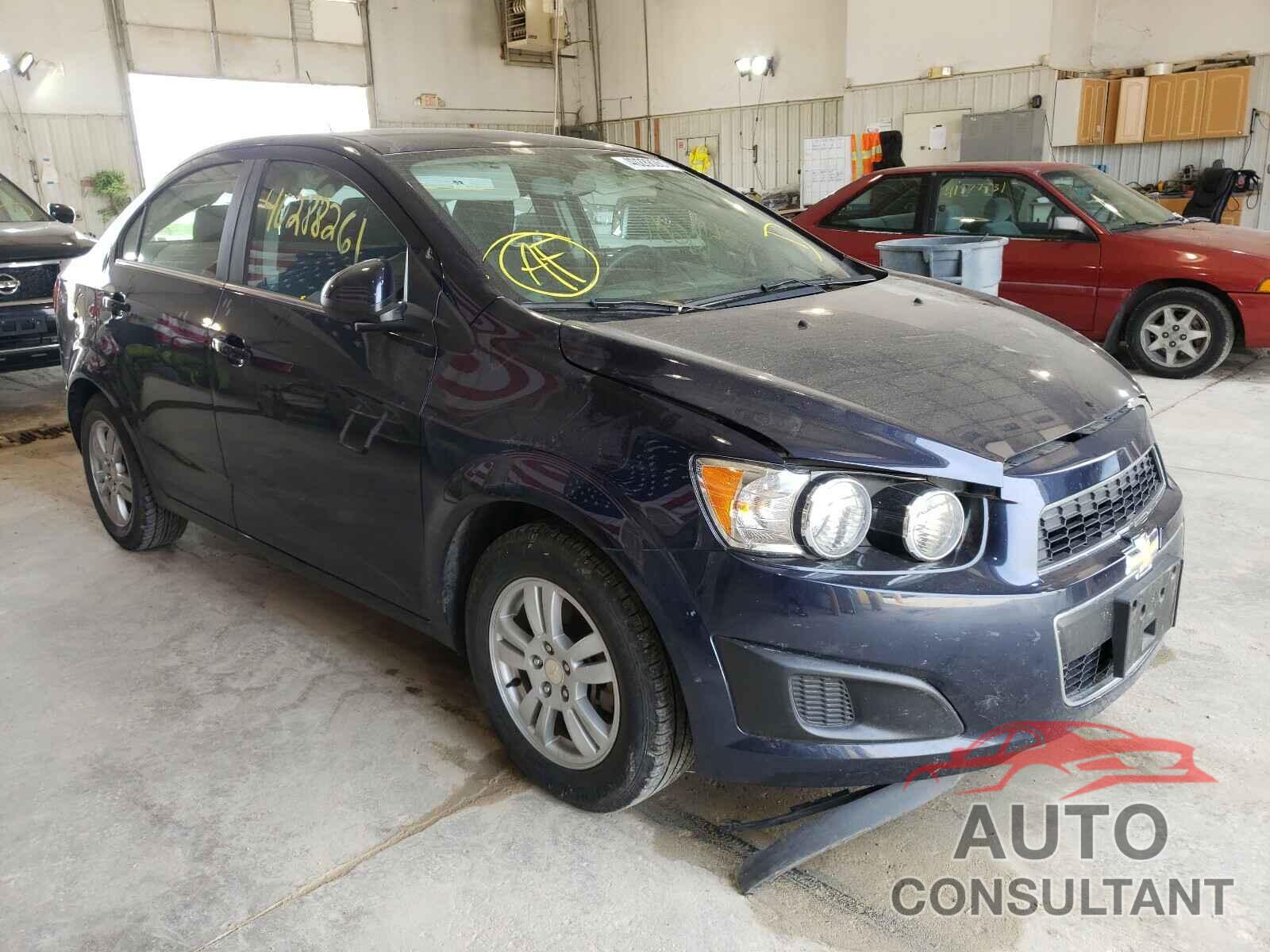 CHEVROLET SONIC 2016 - 1G1JC5SH7G4177670
