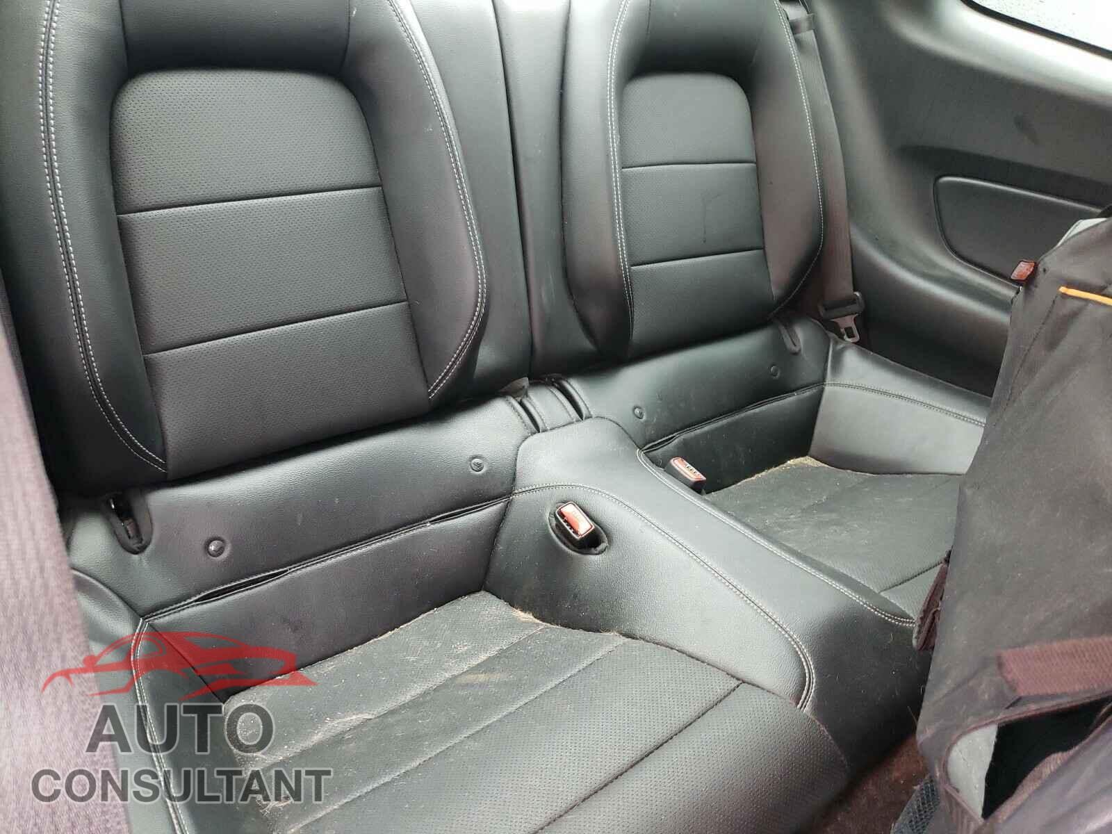 FORD MUSTANG 2017 - 1FA6P8CF4H5329762