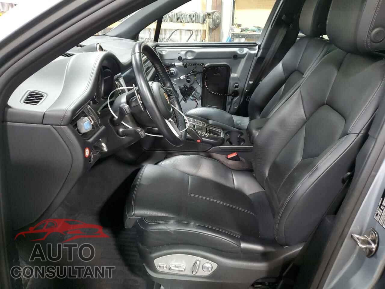 PORSCHE MACAN 2019 - WP1AB2A55KLB32398