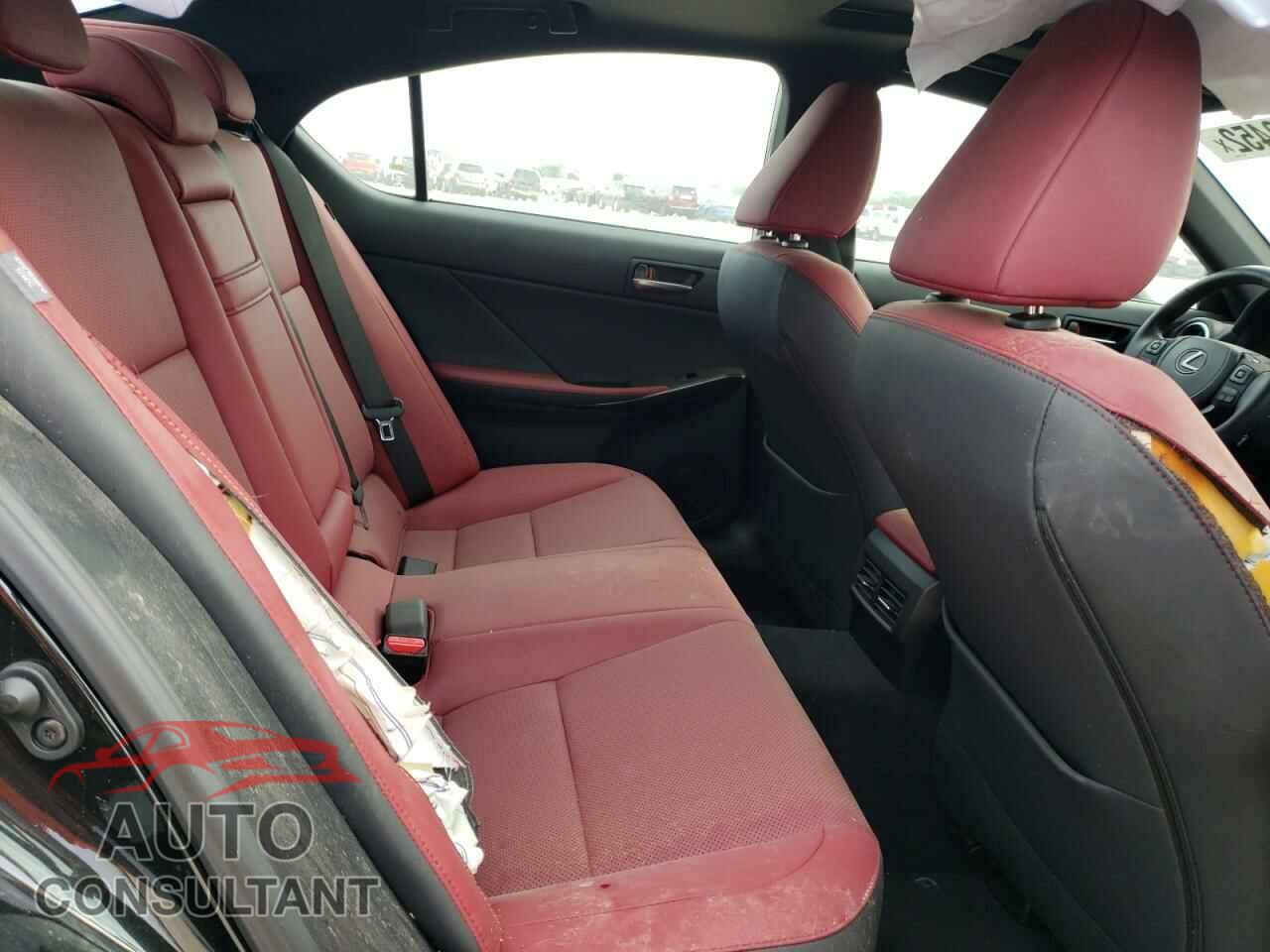 LEXUS IS 2021 - JTHCA1D20M5115619