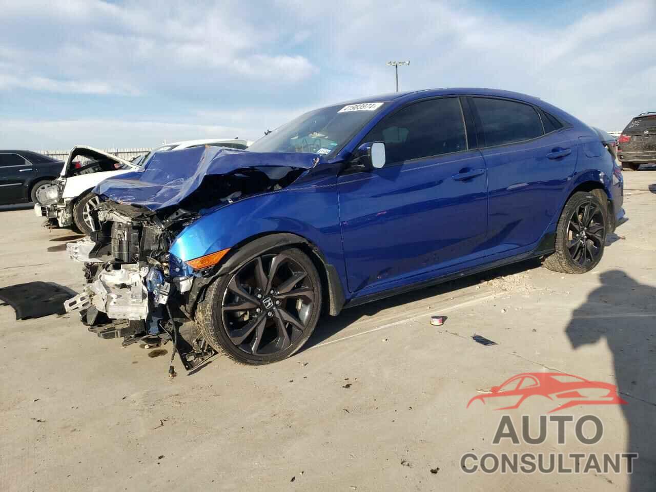 HONDA CIVIC 2018 - SHHFK7H47JU233945