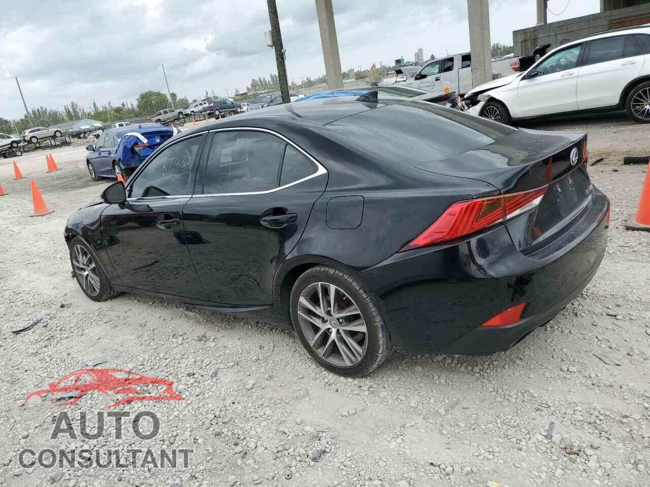 LEXUS IS 2018 - JTHBA1D29J5075449