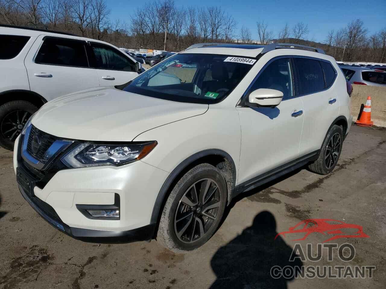 NISSAN ROGUE 2018 - JN8AT2MV5JW350952