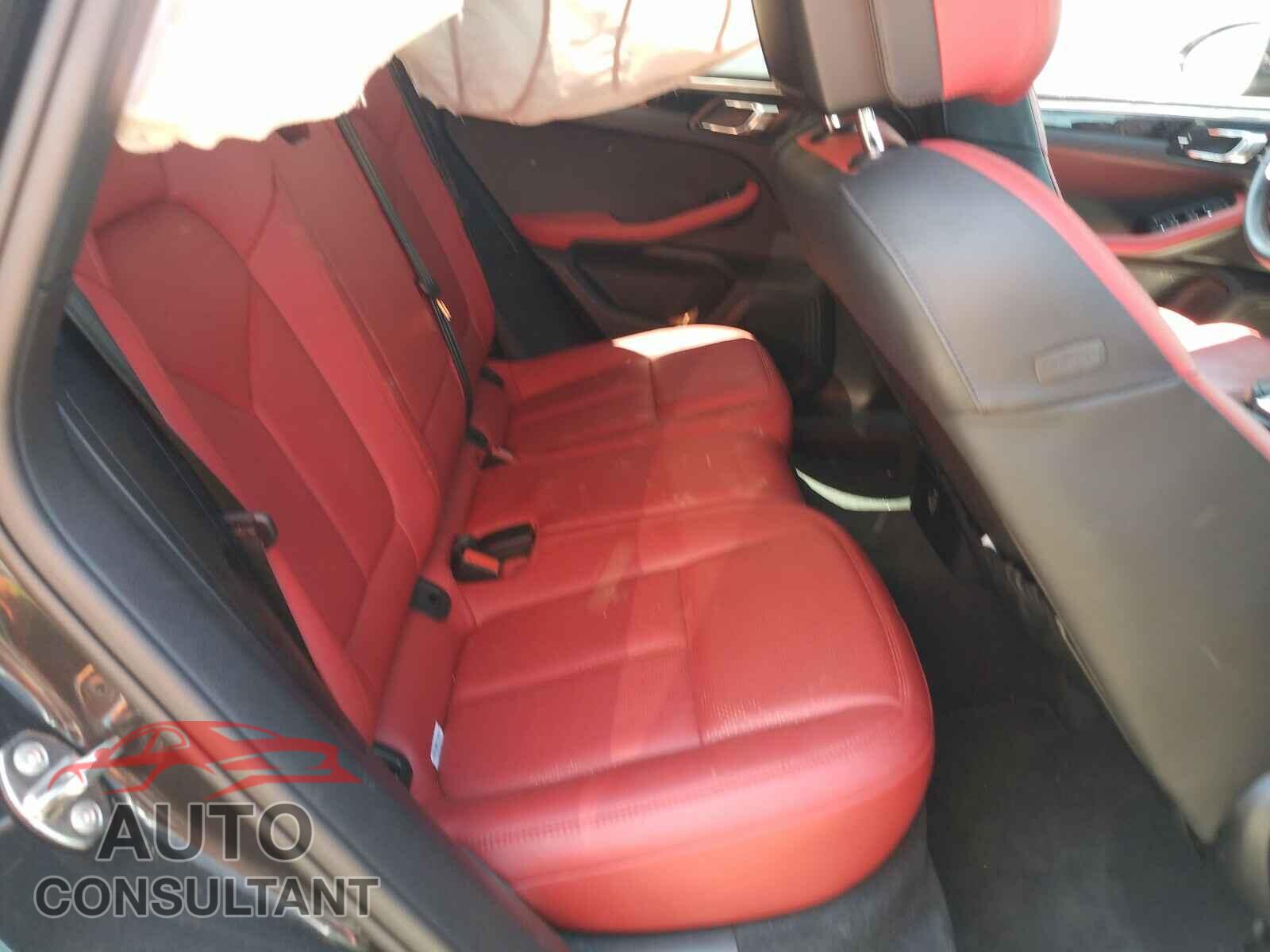 PORSCHE MACAN 2017 - WP1AA2A52HLB81067