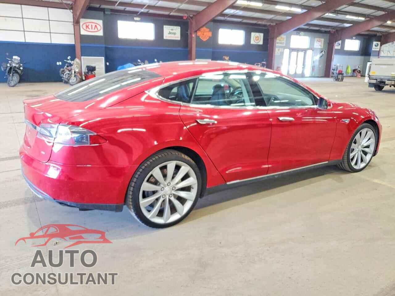 TESLA MODEL S 2013 - 5YJSA1CN7DFP08403