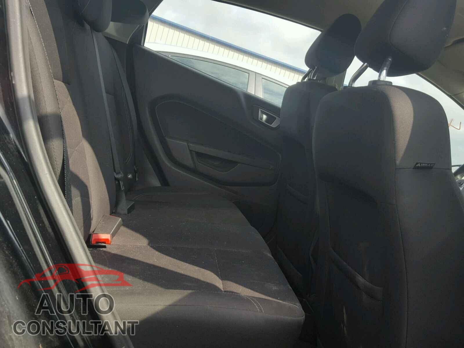 FORD FIESTA SE 2016 - 3FADP4EJ3GM184837