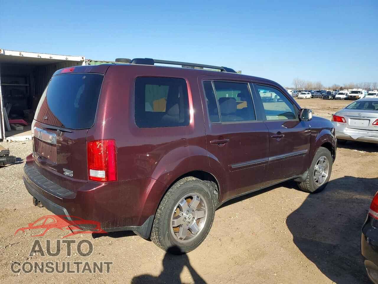 HONDA PILOT 2011 - 5FNYF4H93BB045806