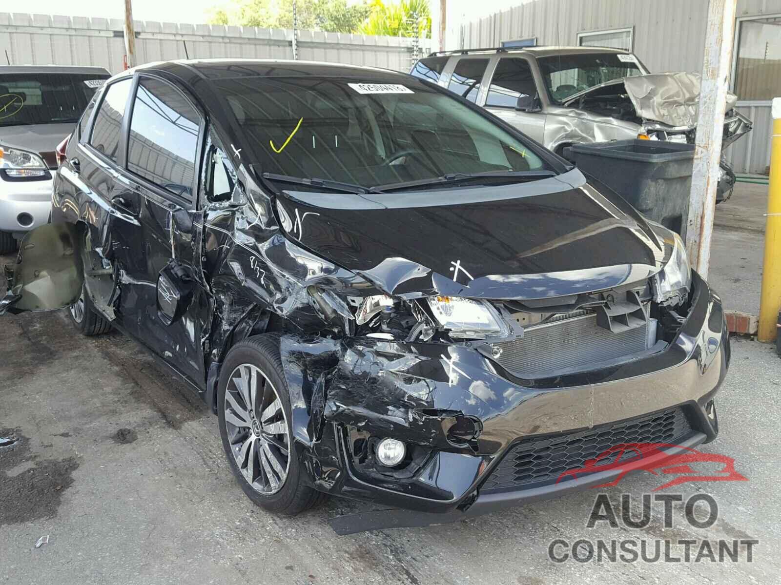 HONDA FIT 2015 - 3HGGK5H81FM705624