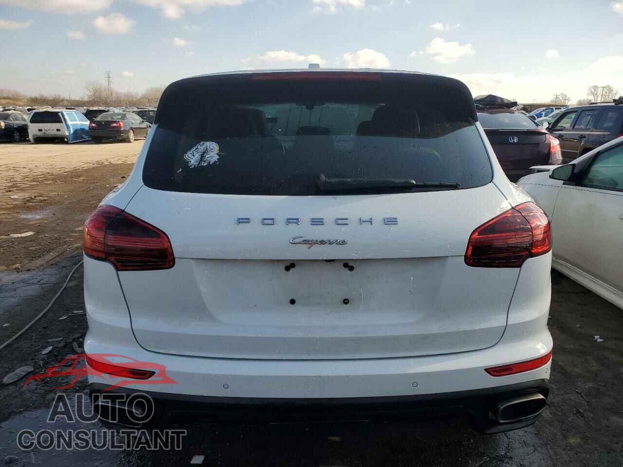 PORSCHE CAYENNE 2017 - WP1AA2A24HKA86635