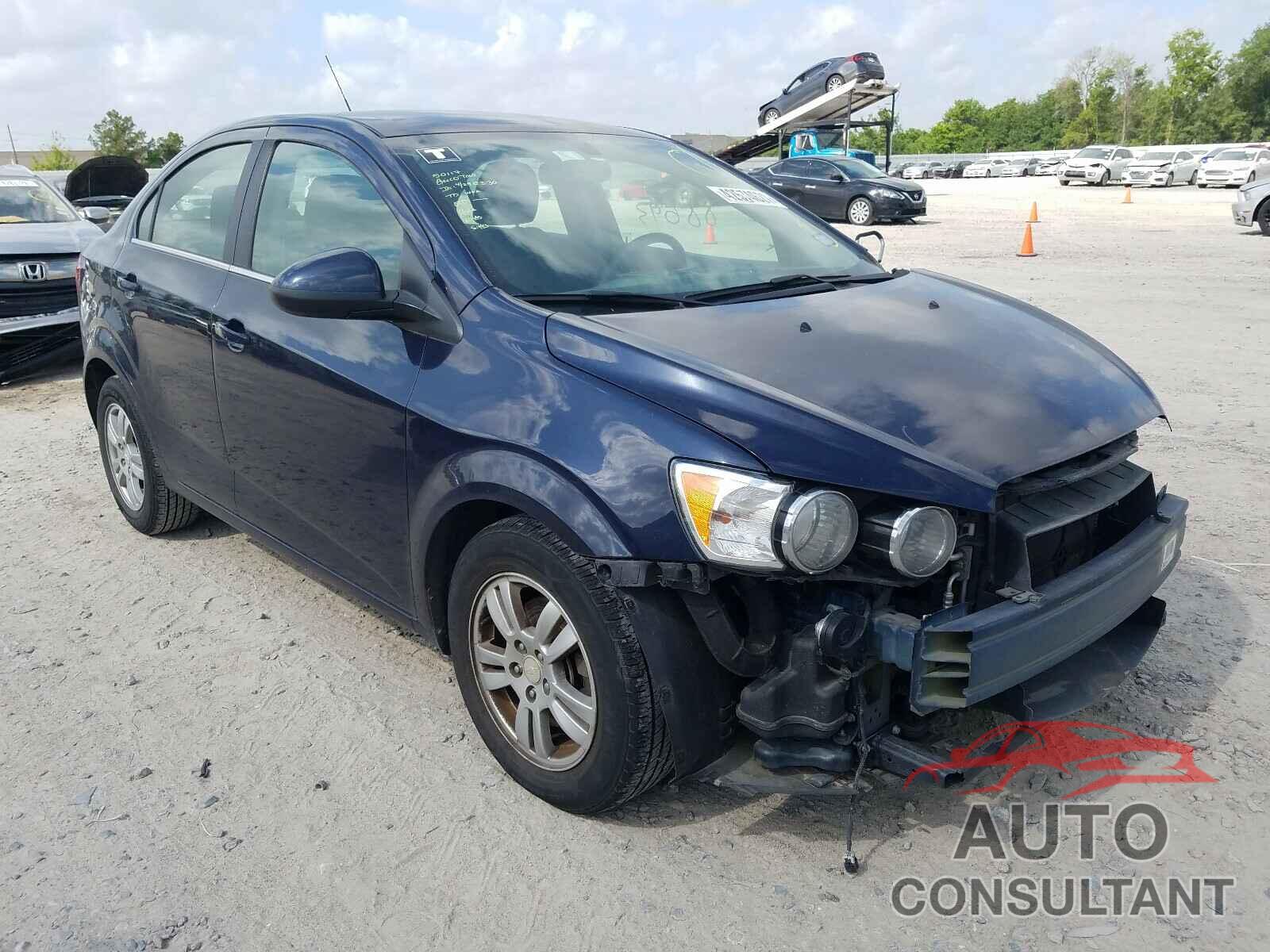 CHEVROLET SONIC 2016 - 1G1JC5SH9G4136490