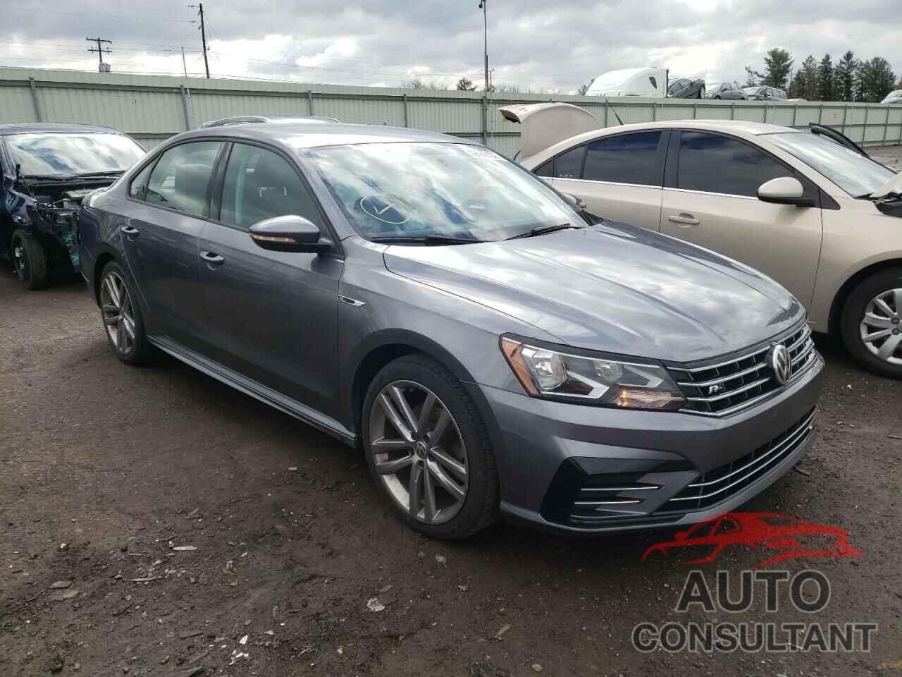 VOLKSWAGEN PASSAT 2018 - 1VWAA7A31JC009418