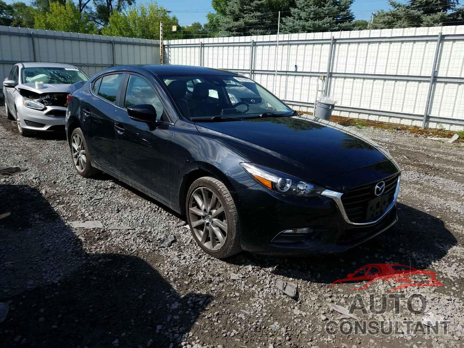 MAZDA 3 2018 - 3MZBN1V34JM163023