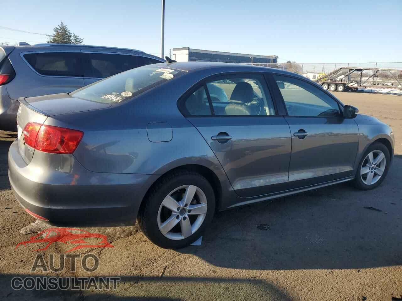 VOLKSWAGEN JETTA 2012 - 3VWLL7AJ3CM394287
