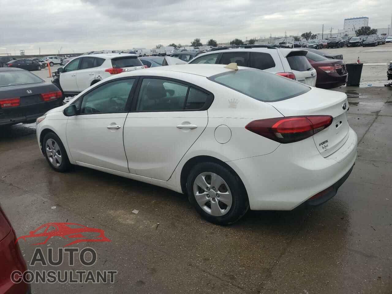 KIA FORTE 2017 - 3KPFK4A70HE065375