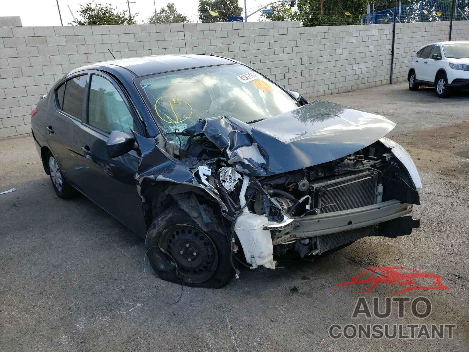 NISSAN VERSA 2017 - 3N1CN7AP9HL845353