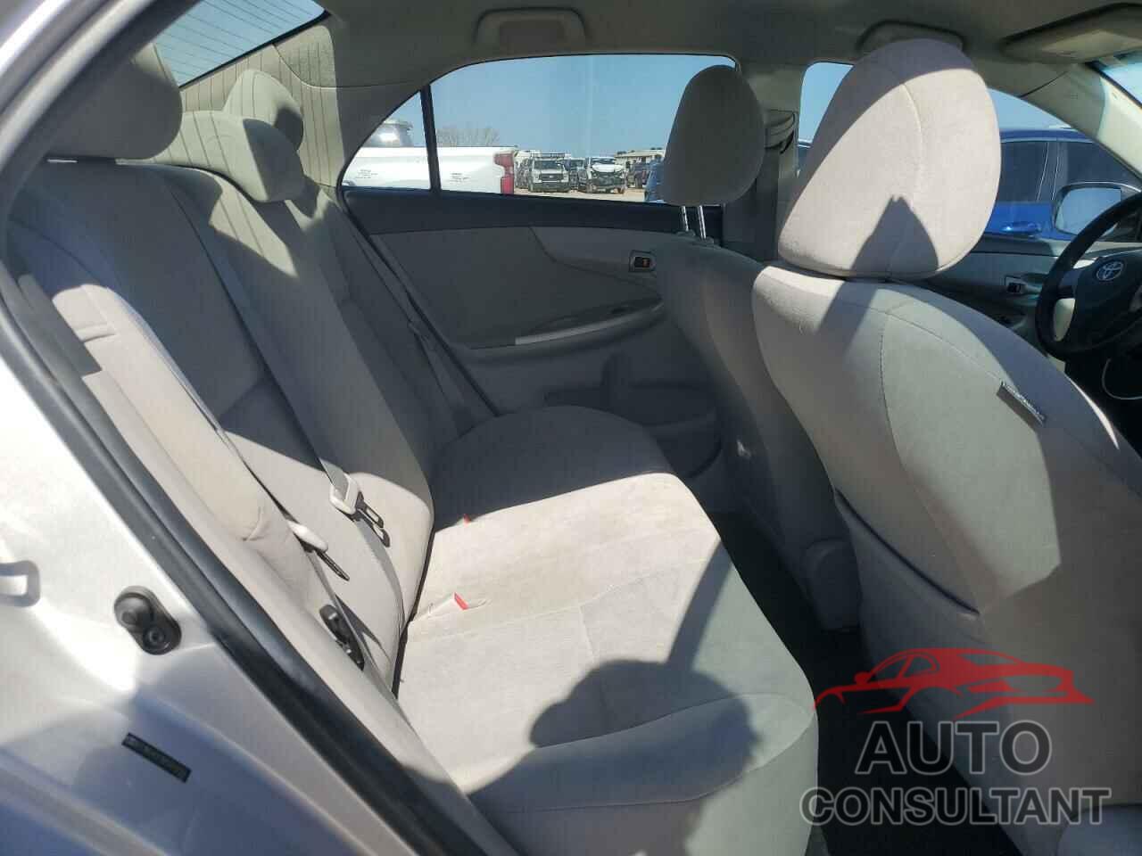 TOYOTA COROLLA 2011 - 2T1BU4EE9BC601229